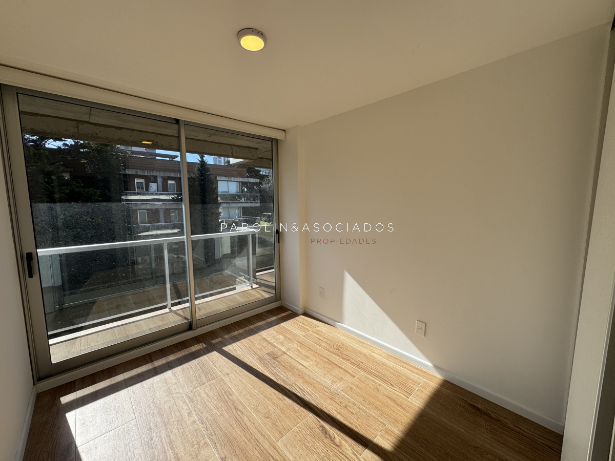Apartamento en venta 2 dormitorios 2 Baños, Mansa, Punta del Este - GoPunta - Portal Inmobiliario de Punta del Este - Maldonado