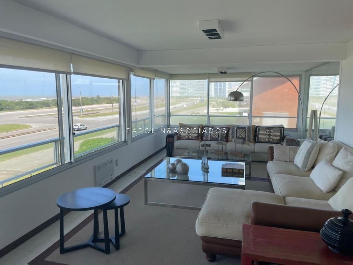 Brava - GoPunta - Portal Inmobiliario de Punta del Este - Maldonado