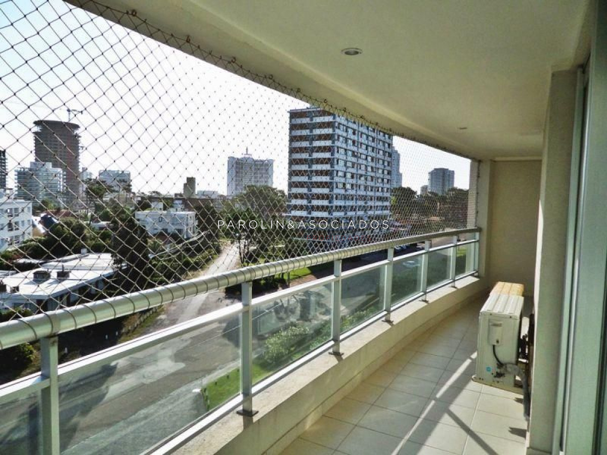 Aidy Grill - GoPunta - Portal Inmobiliario de Punta del Este - Maldonado