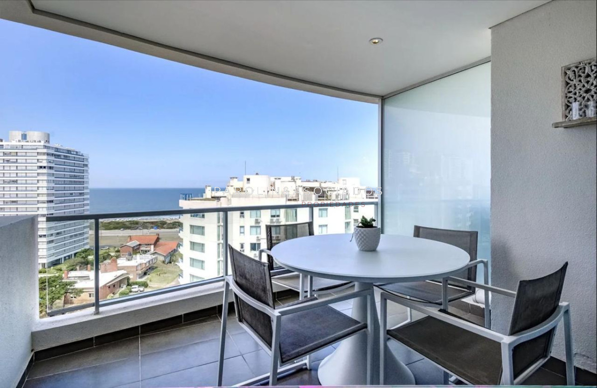 Apartamento en venta de 3 dormitorios en Wind Tower, Punta del Este. - JPA11224A