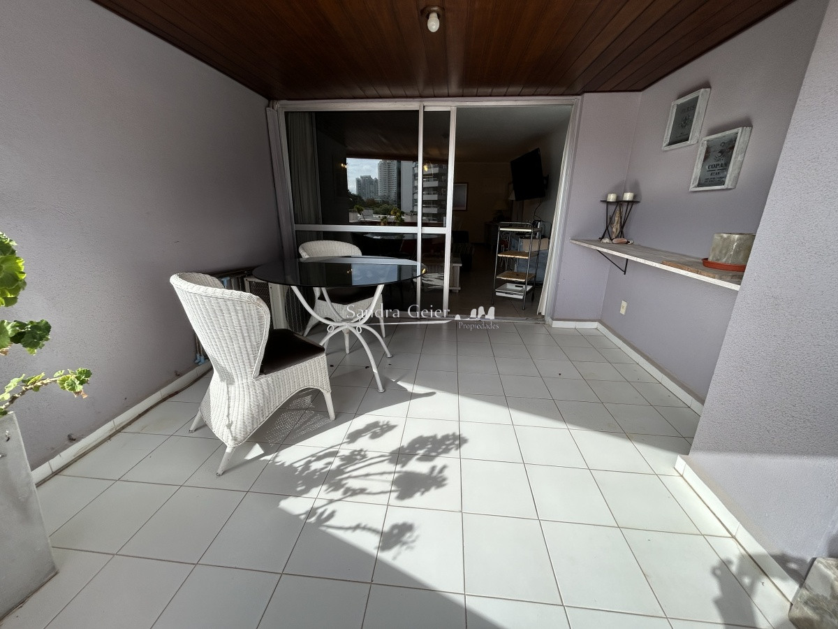 Apartamento ID.2047 - VENTA BRAVA VISTA AL MAR OPORTUNIDAD AV CHIVERTA