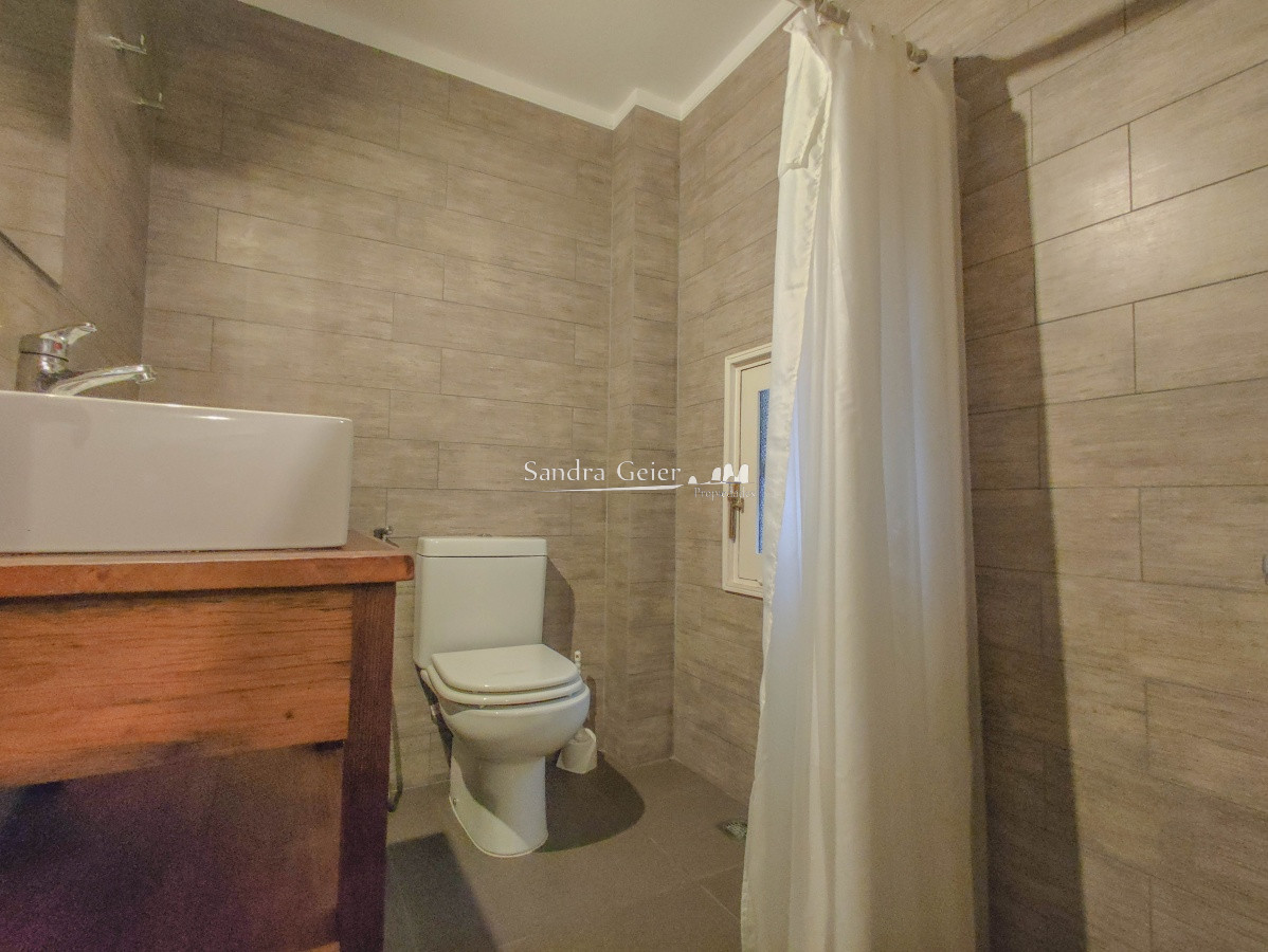 Casa ID.1310 - Casa en venta Playa Mansa 3 dormitorios