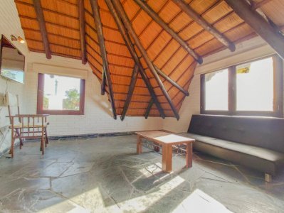 Casa ID.1310 - Casa en venta Playa Mansa 3 dormitorios
