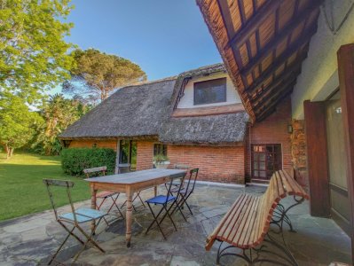 Casa ID.1310 - Casa en venta Playa Mansa 3 dormitorios