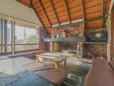 Casa ID.1310 - Casa en venta Playa Mansa 3 dormitorios
