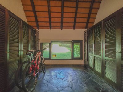 Casa ID.1310 - Casa en venta Playa Mansa 3 dormitorios