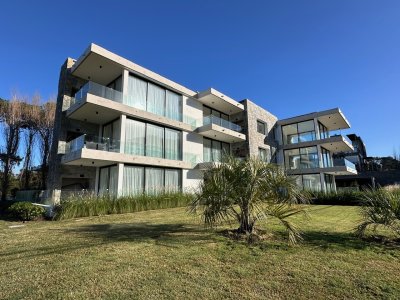 Apartamento ID.1857 - Apartamento de 2 dormitorios en venta Punta del Este