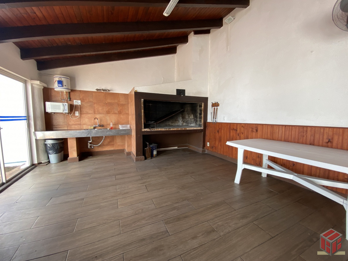 Apartamento ID.8611 - Apartamento de 2 dormitorios en venta, Punta del Este