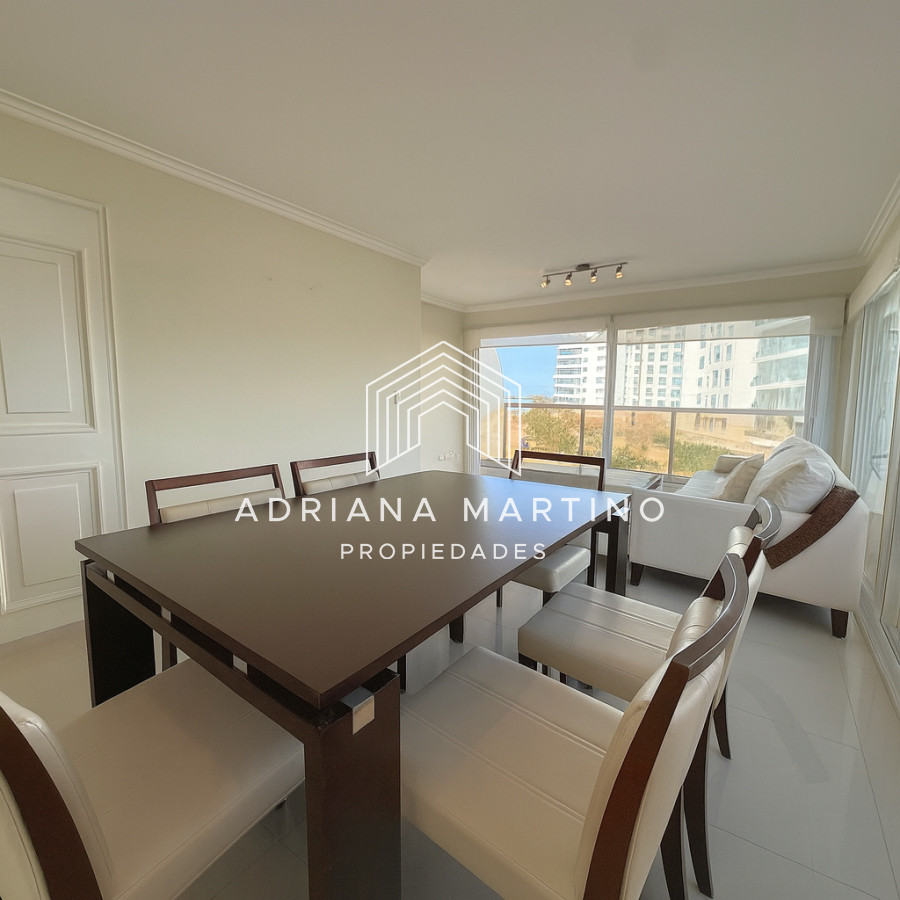 Apartamento ID.71595 - 3 dormitorios a 100 metros del mar – Playa Brava – U$S 299.000
