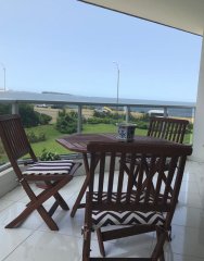 Departamento de 3 dormitorios frente al mar en venta