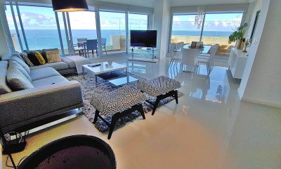 Apartamento en venta Wind Tower,  Playa Brava 4 dormitorios