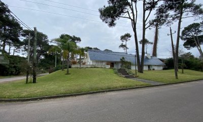 Casa a la venta en playa mansa de Punta Del Este