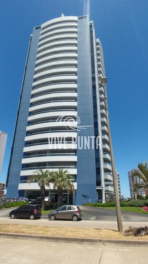 Apartamento ID.497 - Apartamento en venta Playa Brava 2 dormitorios y medio 