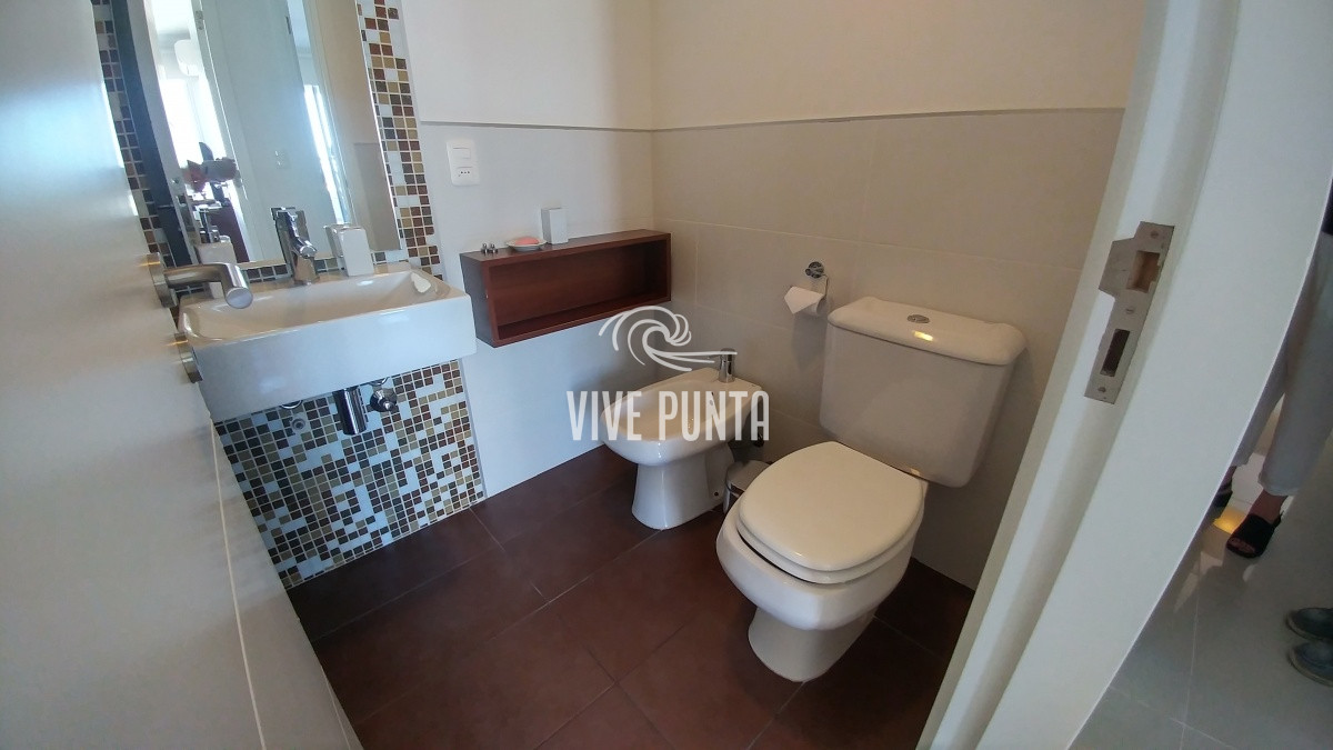 Apartamento ID.497 - Apartamento en venta Playa Brava 2 dormitorios y medio 