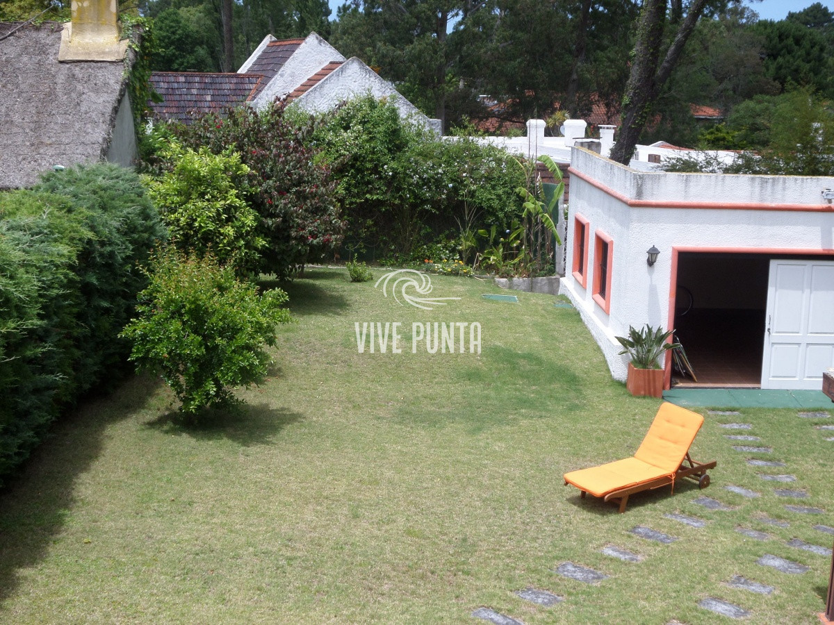 Casa ID.268 - Casa nueva al mercado! 