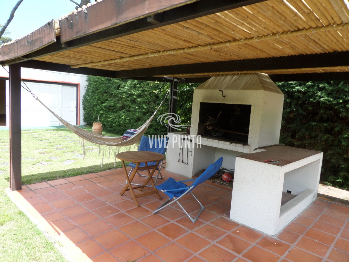 Casa ID.268 - Casa nueva al mercado! 