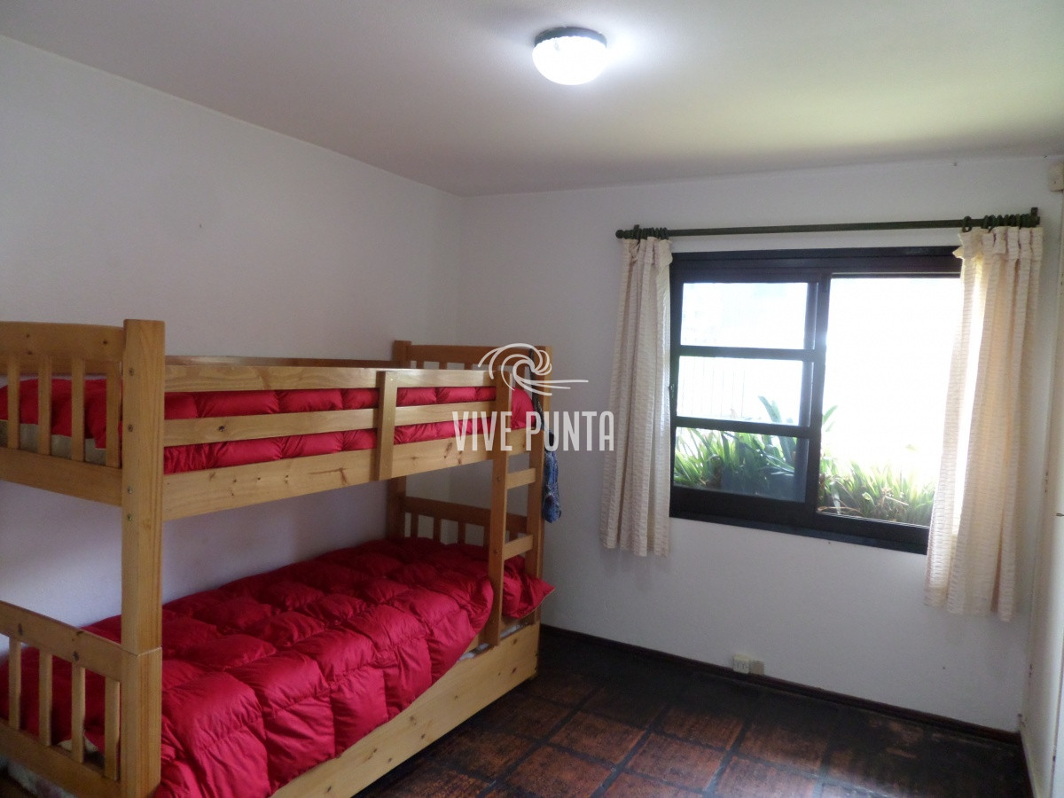 Casa ID.268 - Casa nueva al mercado! 