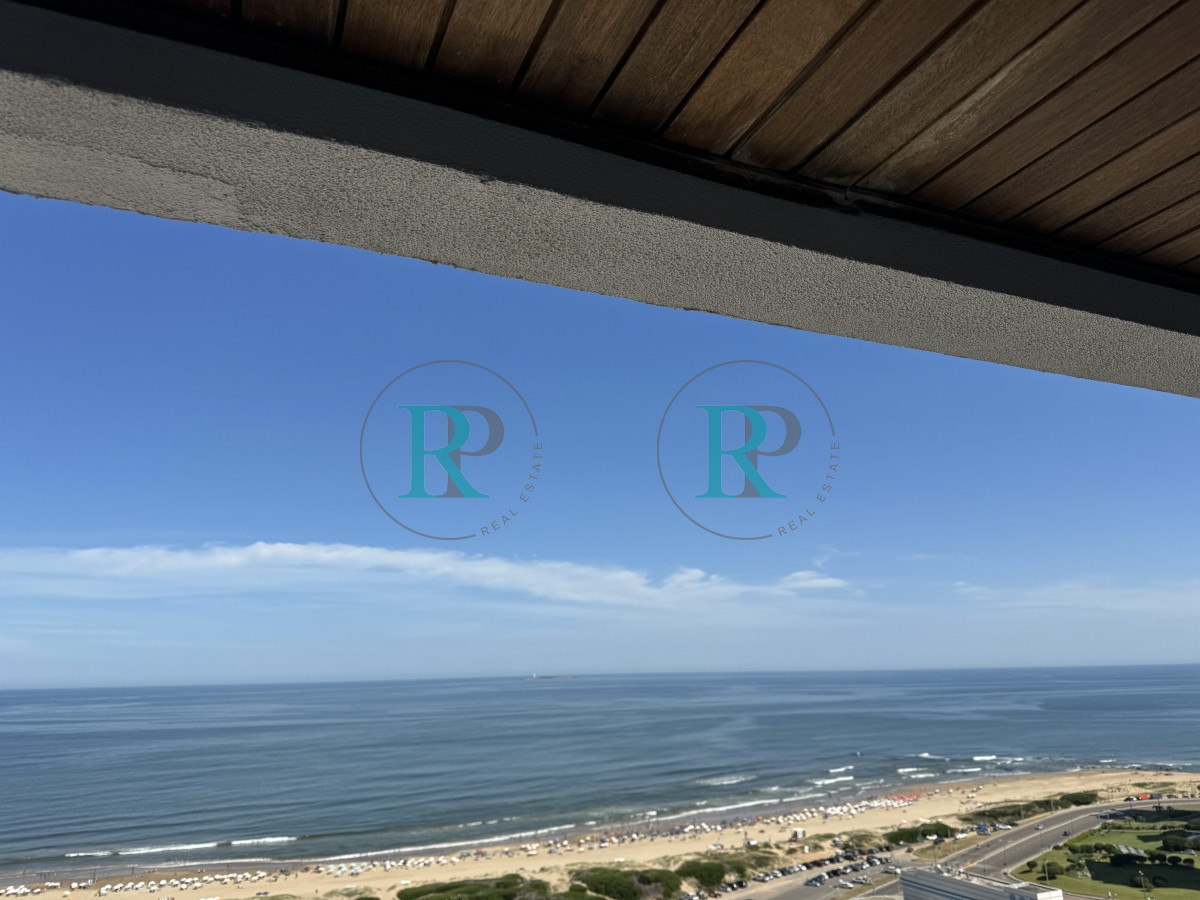 Apartamento ID.2284 - Punta del Este, 3 dormitorios con vista directa al mar