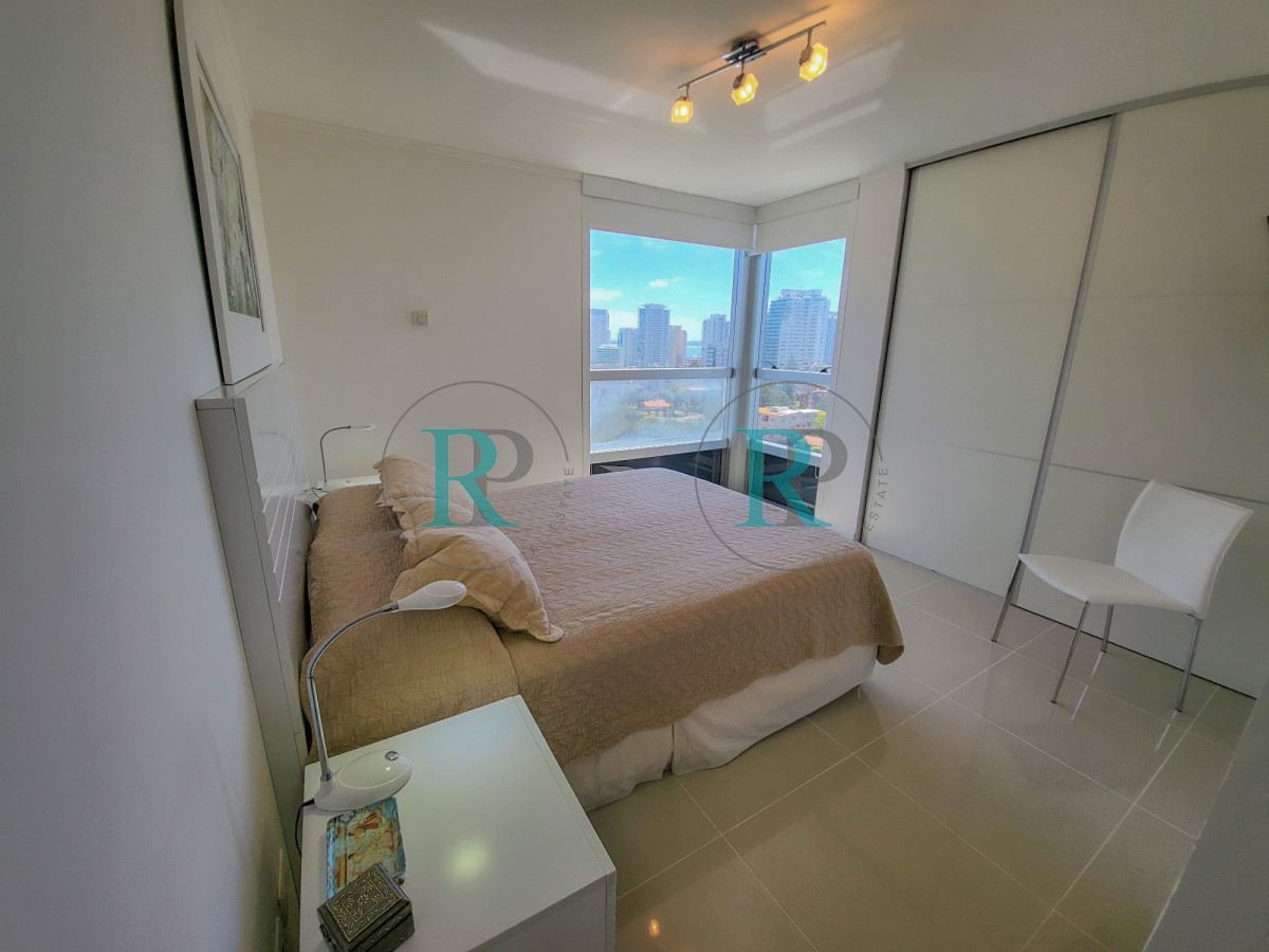Apartamento ID.1940 - Apartamento de 3 dormitorios en venta Punta del Este