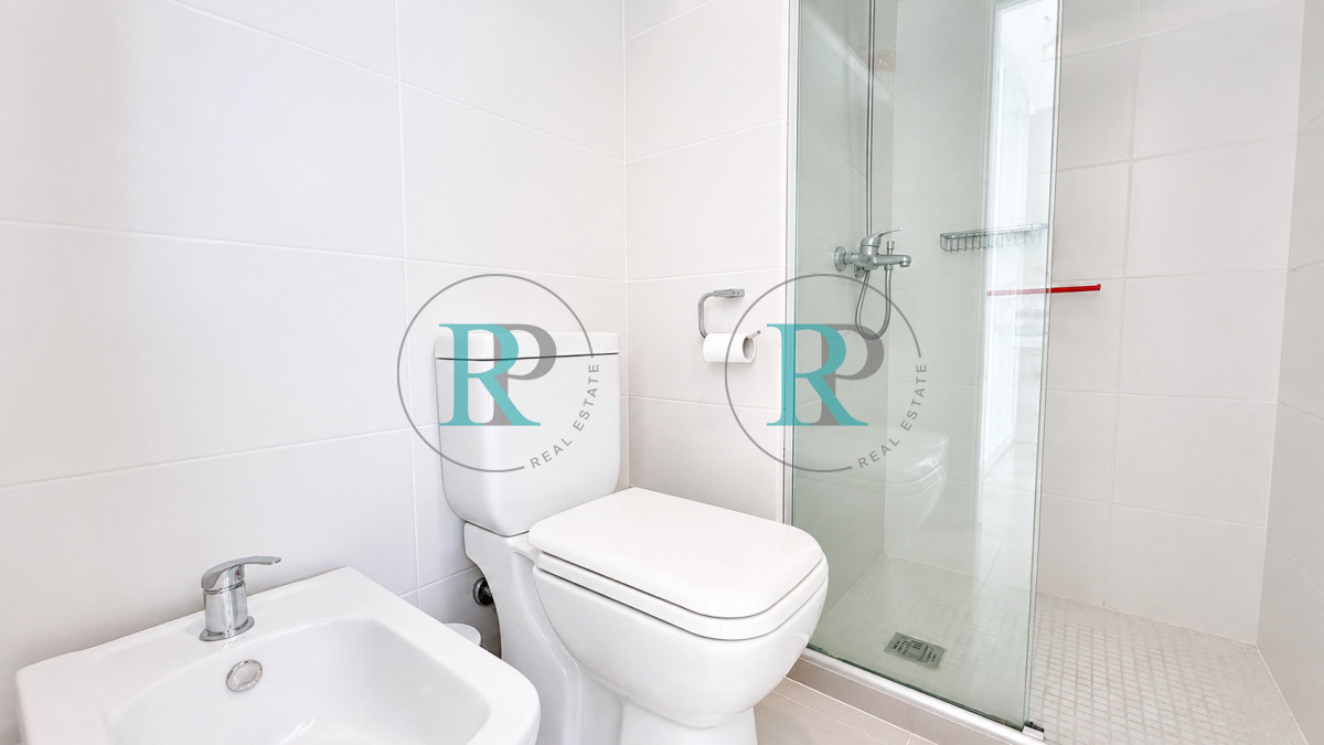 Apartamento ID.2794 - Apartamento de un dormitorio, con gran terraza, en venta en Punta del Este