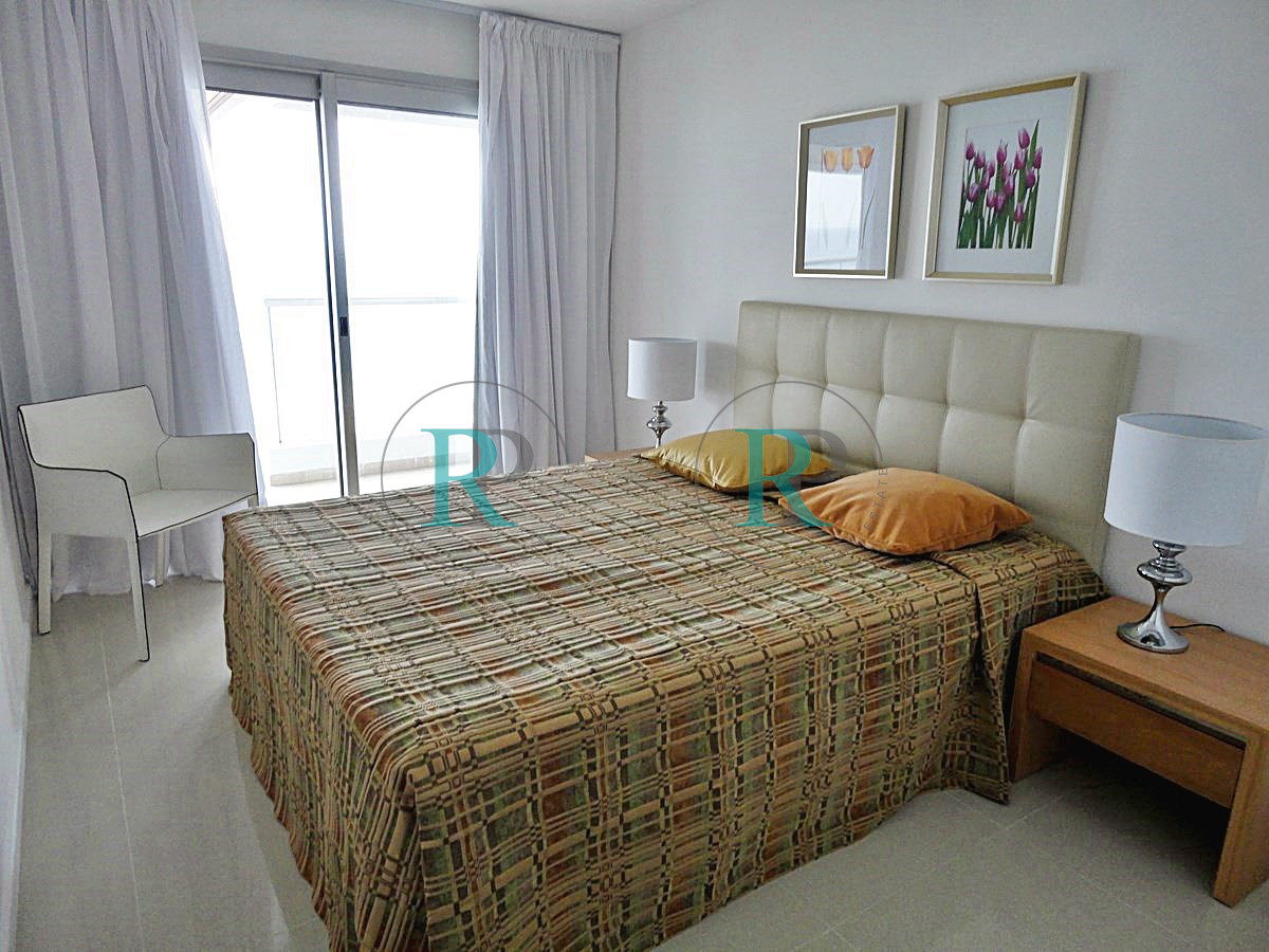 Apartamento ID.2284 - Punta del Este, 3 dormitorios con vista directa al mar