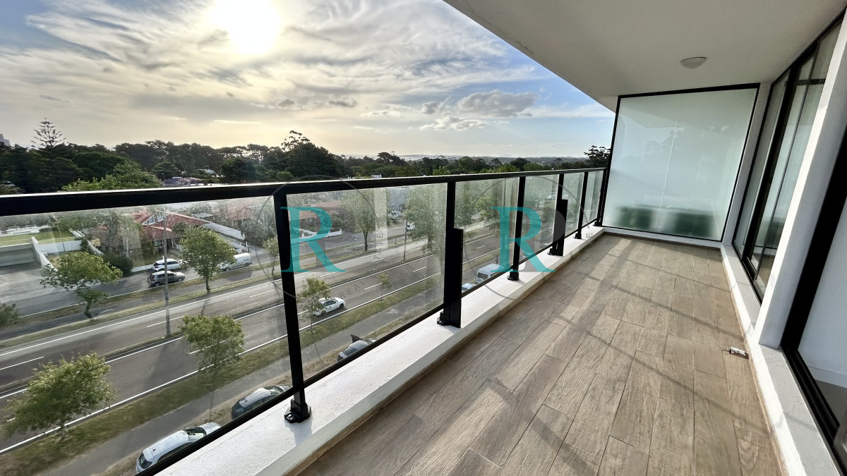 Apartamento ID.2057 - Apartamento en venta 3 dormitorios Punta del Este