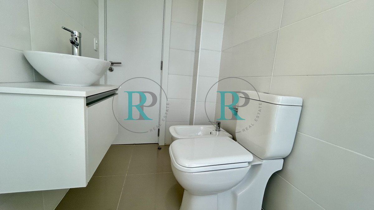 Apartamento ID.2049 - Apartamento de 2 dormitoiros en venta Punta Del Este 