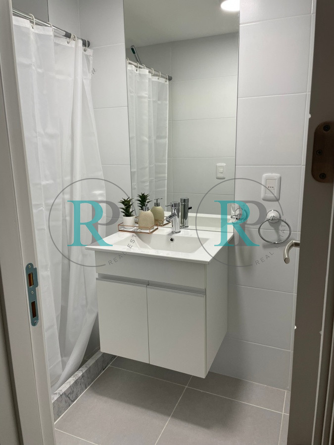 Apartamento ID.383 - Apartamento en venta 2 dormitorios (1 en suite) y 2 baños 