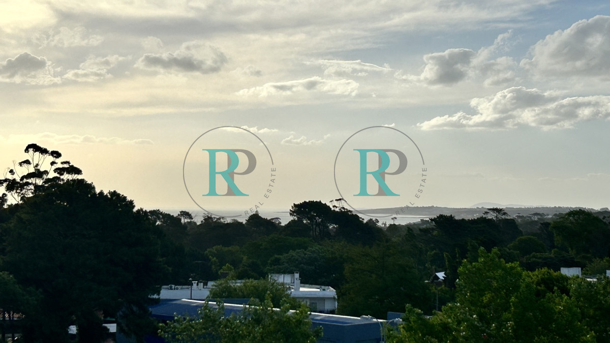 Apartamento ID.2057 - Apartamento en venta 3 dormitorios Punta del Este