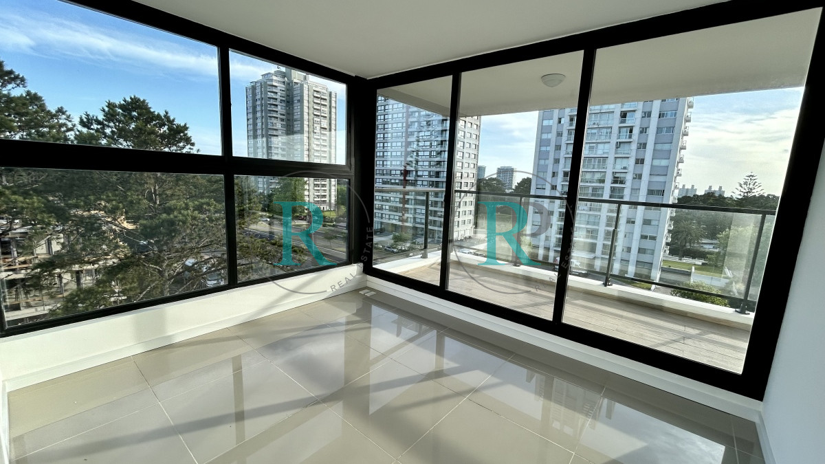 Apartamento ID.2057 - Apartamento en venta 3 dormitorios Punta del Este