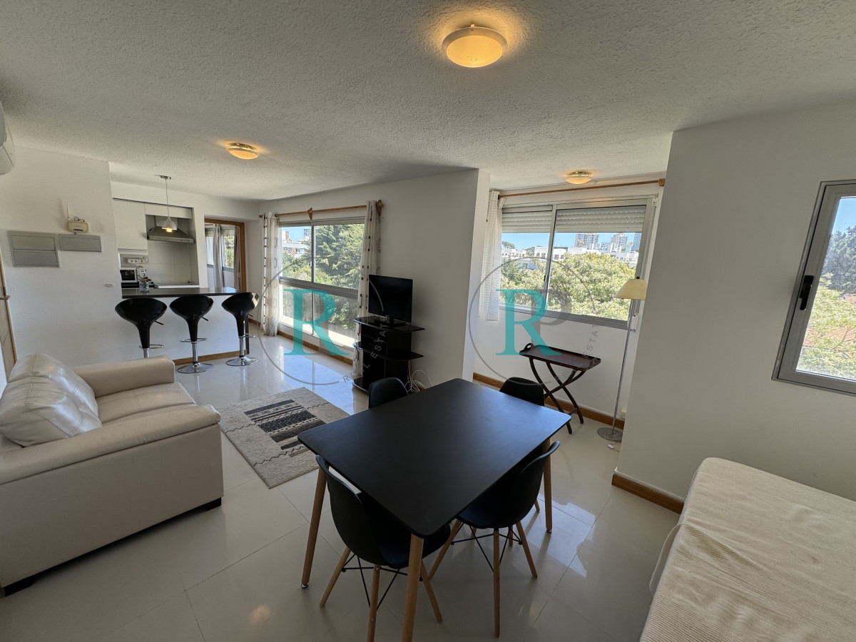 Apartamento ID.2129 - Apartamento de 1 dormitorio en venta Punta del Este
