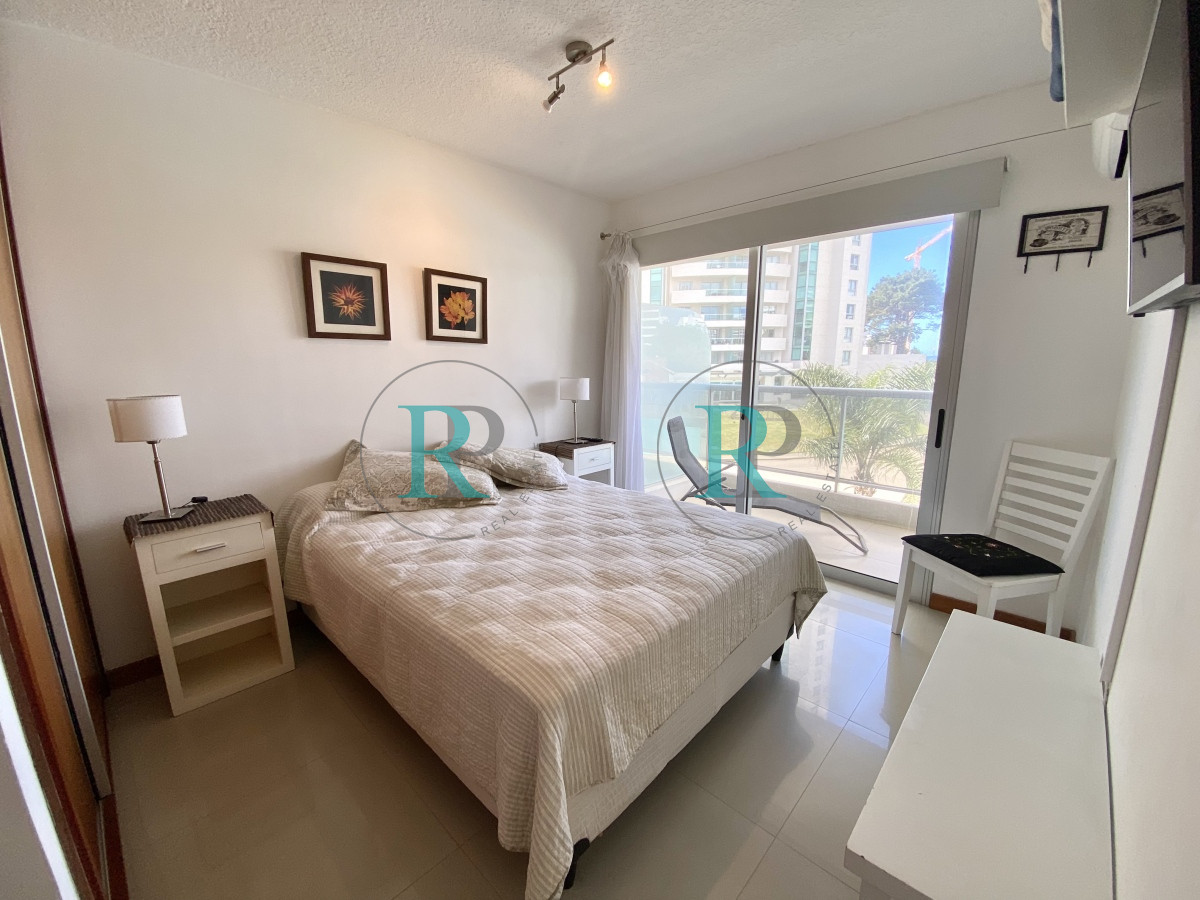 Apartamento ID.2128 - Apartamento de  1 dormitorio en venta  Punta del Este  