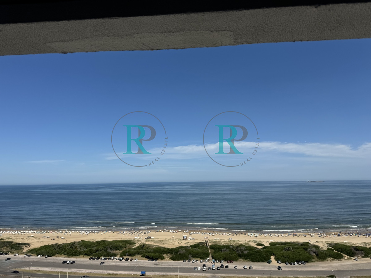 Apartamento ID.2284 - Punta del Este, 3 dormitorios con vista directa al mar