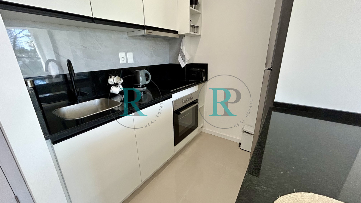 Apartamento ID.2569 - Apartamento de un dormitorio con terraza en venta a 2 cuadras de la mansa