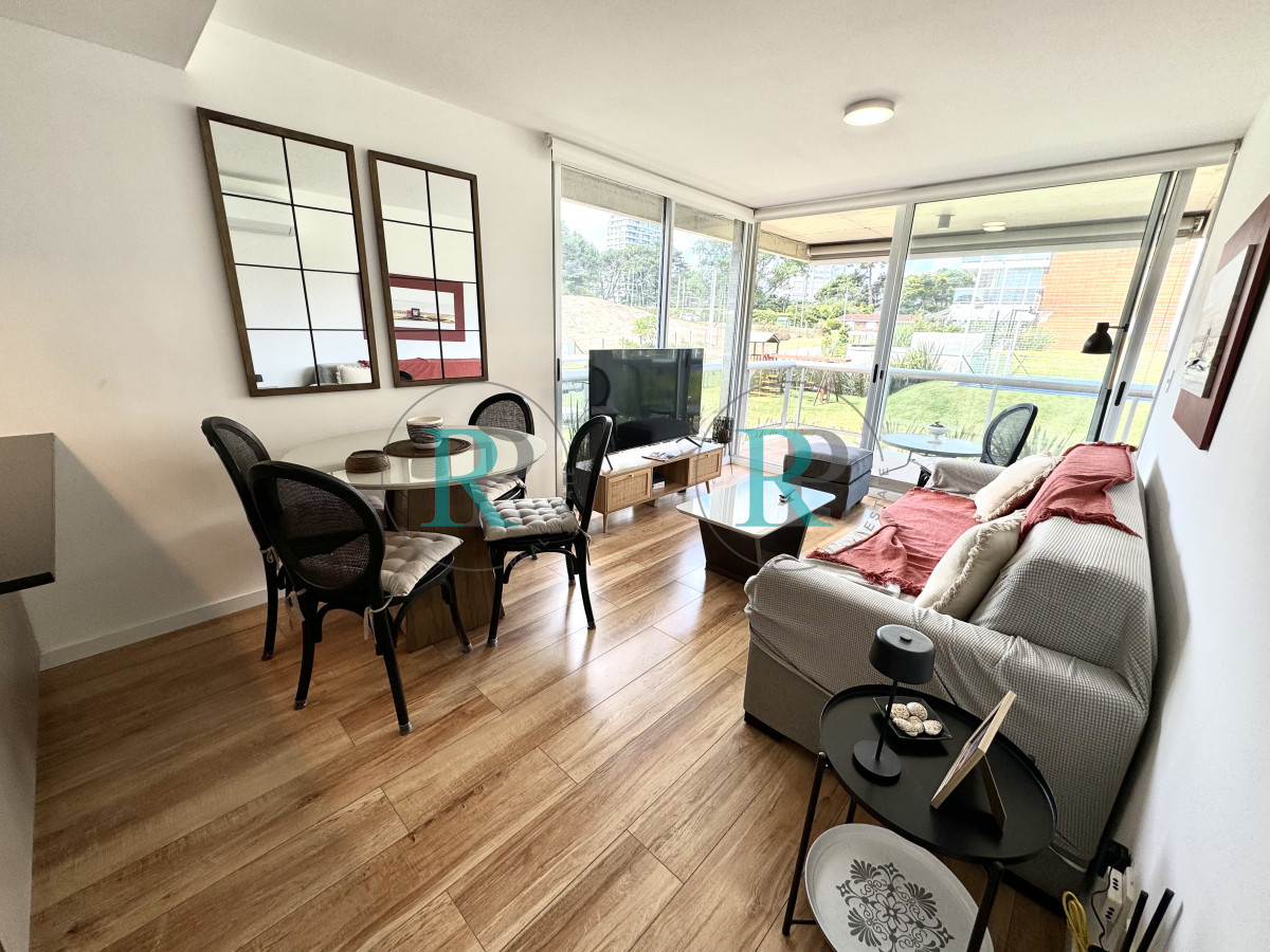 Apartamento ID.2409 - Playa Mansa apartamento 2 dormitorios 2 baños 