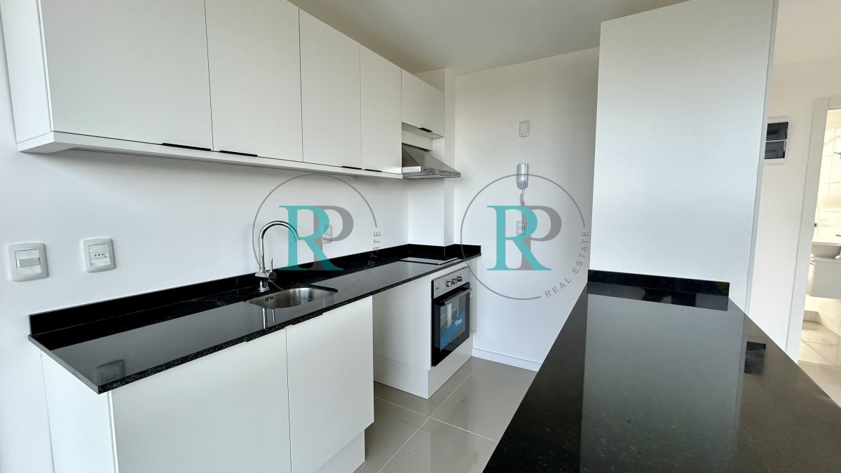 Apartamento ID.2049 - Apartamento de 2 dormitoiros en venta Punta Del Este 