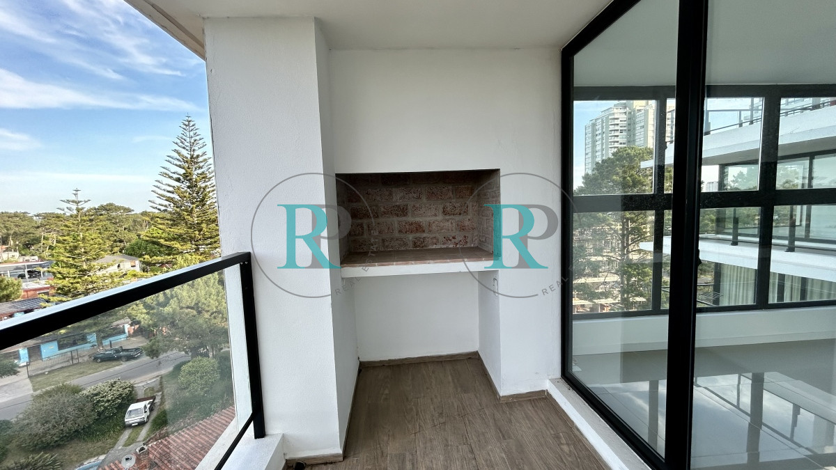 Apartamento ID.2049 - Apartamento de 2 dormitoiros en venta Punta Del Este 