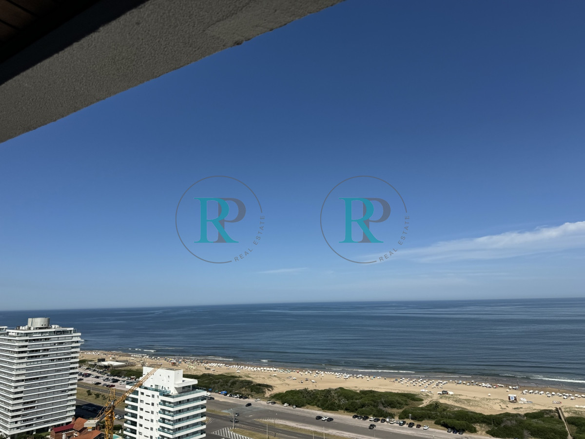 Apartamento ID.2284 - Punta del Este, 3 dormitorios con vista directa al mar