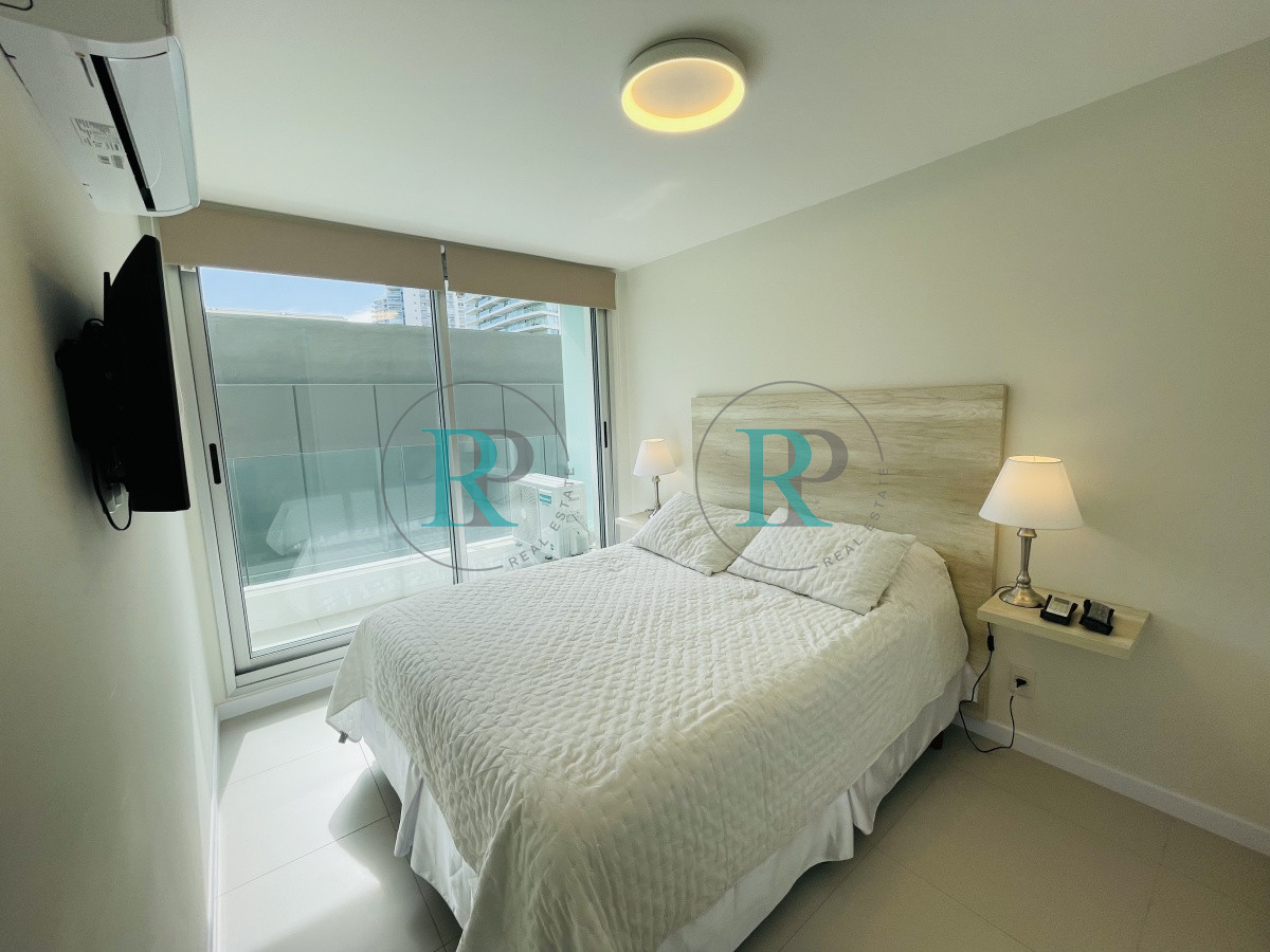 Apartamento ID.385 - Apartamento en venta en Playa Mansa Punta del Este