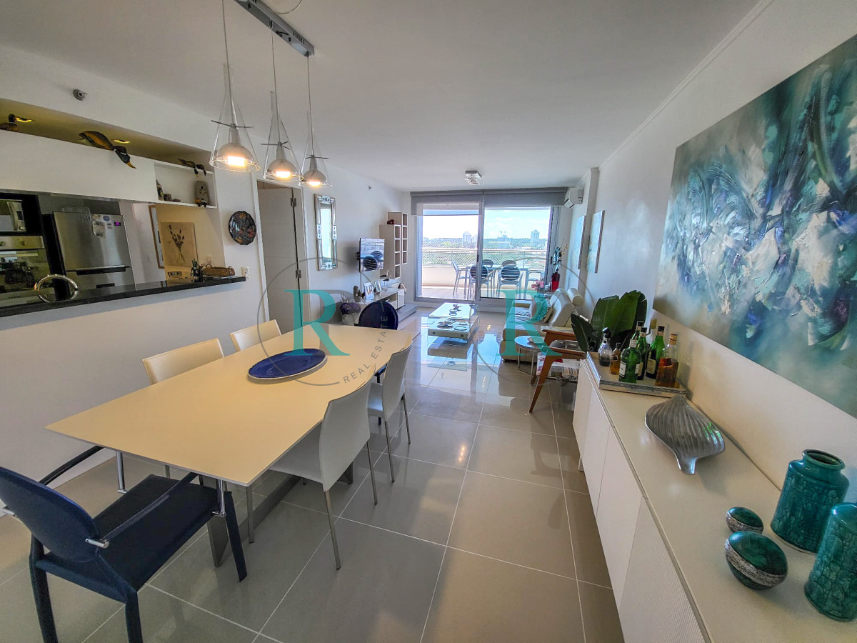 Apartamento ID.1940 - Apartamento de 3 dormitorios en venta Punta del Este