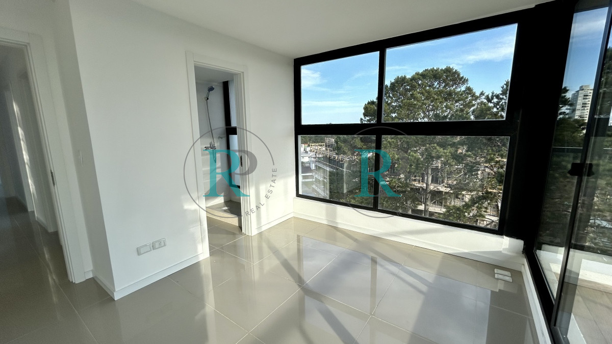 Apartamento ID.2057 - Apartamento en venta 3 dormitorios Punta del Este