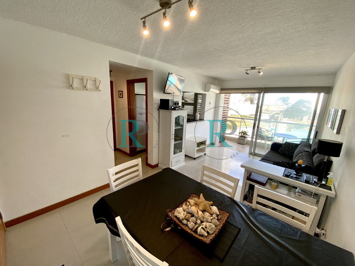 Apartamento ID.2128 - Apartamento de  1 dormitorio en venta  Punta del Este  