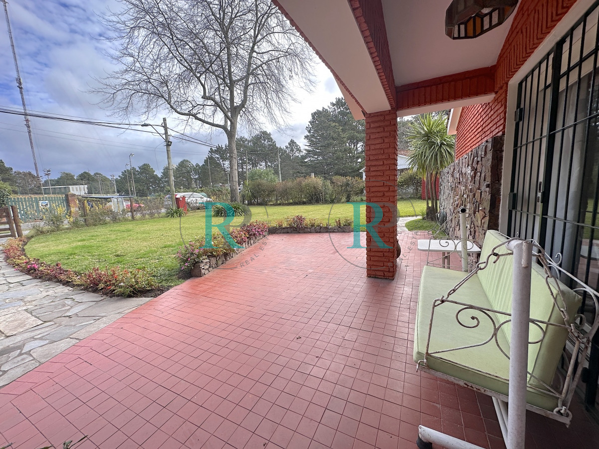 Casa ID.263 - Punta del Este casa en venta de 3 dormitorios en Barrio Cantegril