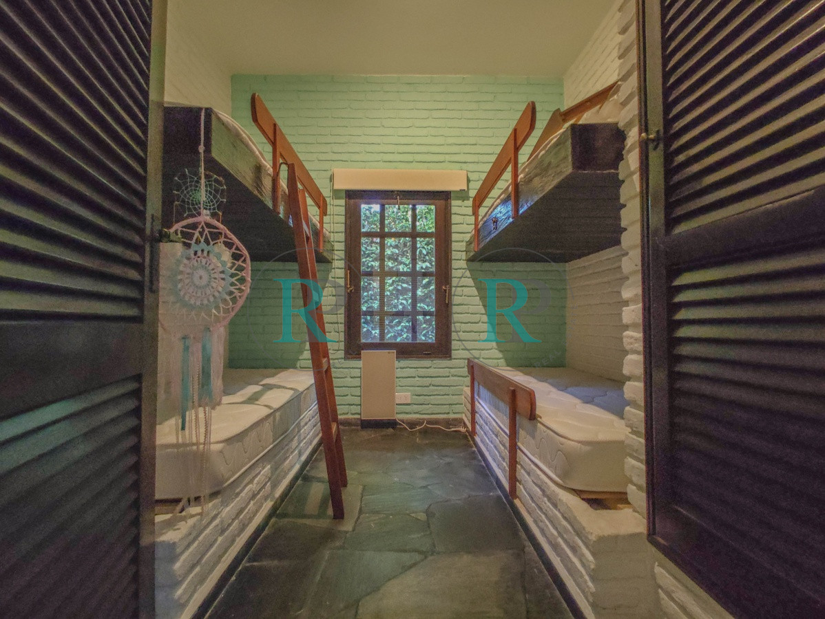 Casa ID.2433 - Casa en venta Playa Mansa 3 dormitorios