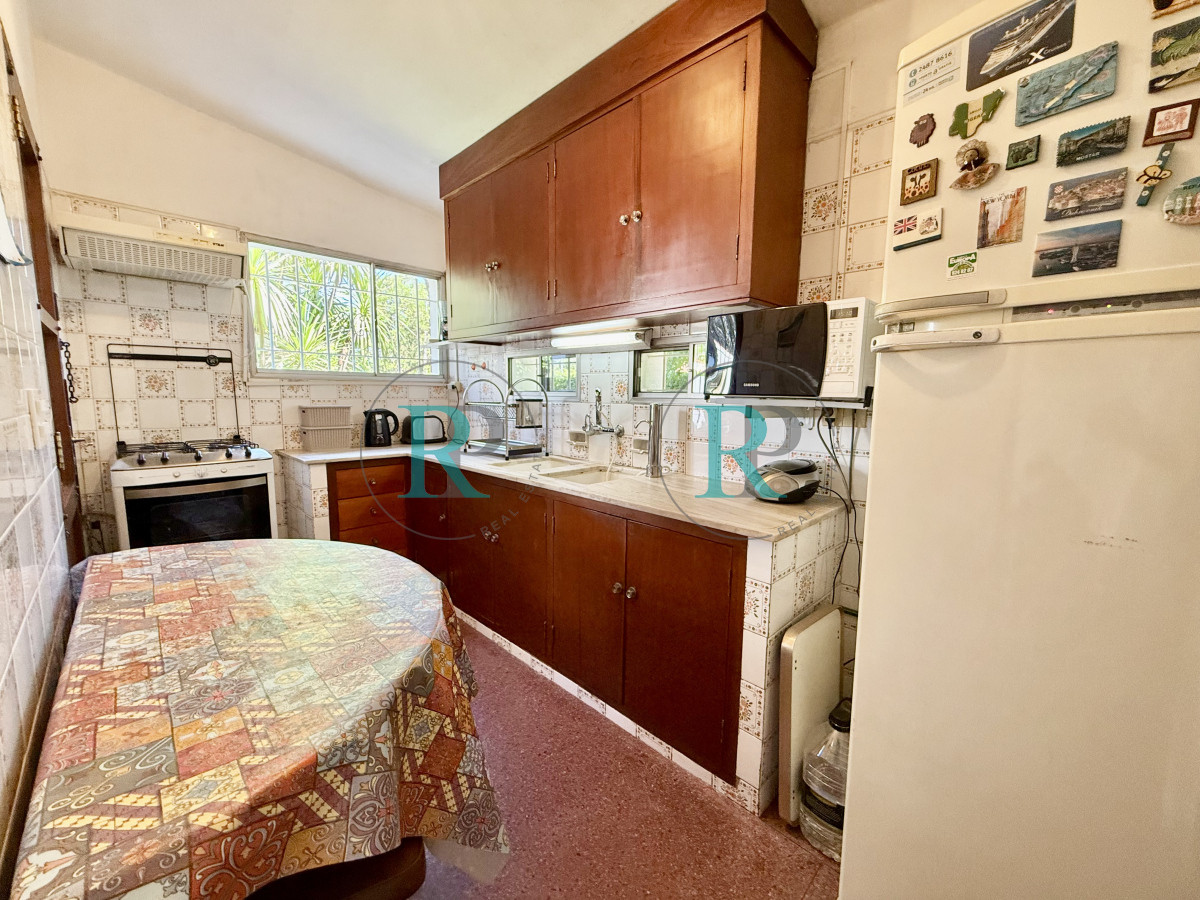 Casa ID.2350 - Casa en venta en Av Córdoba 