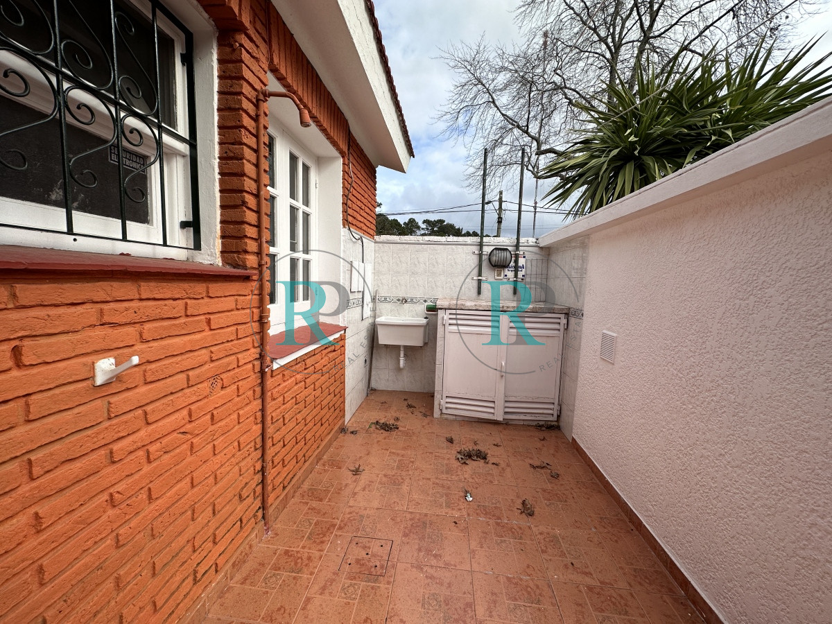Casa ID.263 - Punta del Este casa en venta de 3 dormitorios en Barrio Cantegril