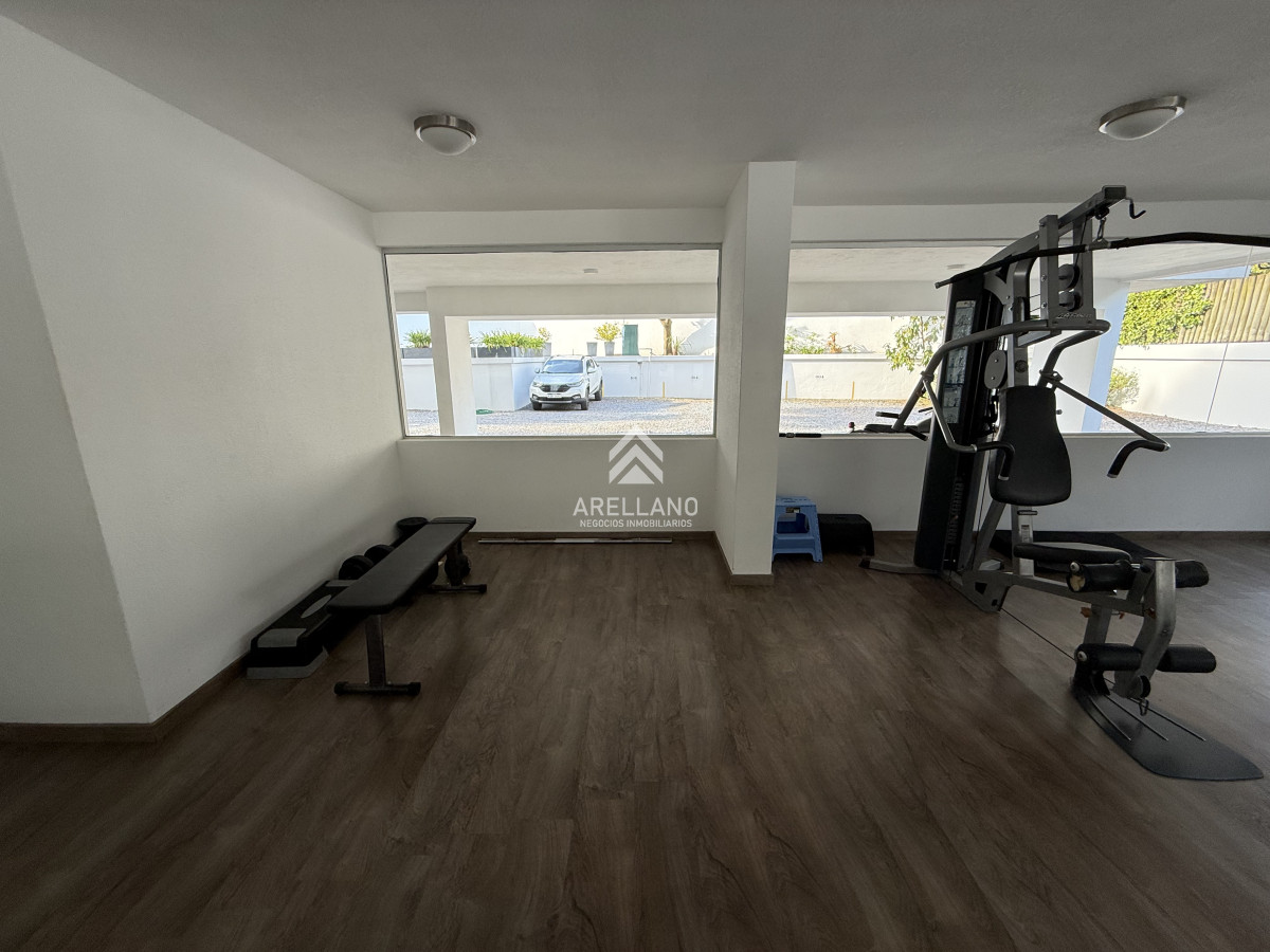 Apartamento ID.5763 - Excelente apartamento  en venta de 2 dormitorios punta del este