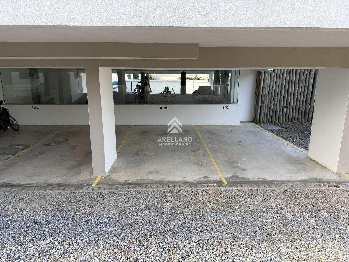 Apartamento ID.5763 - Excelente apartamento  en venta de 2 dormitorios punta del este