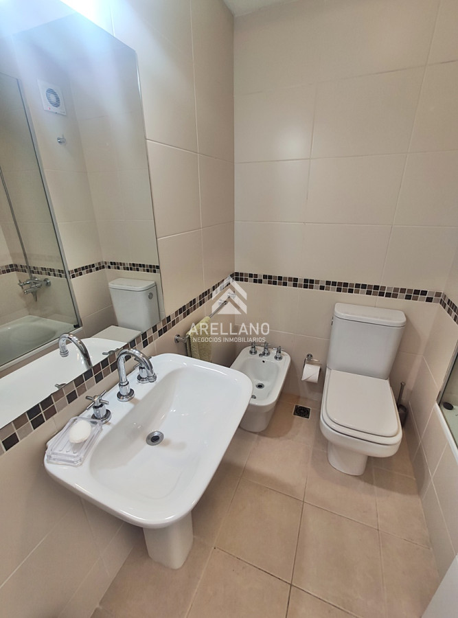 Apartamento ID.1445 - Venta apartamento 3 dormitorios y dependencia 