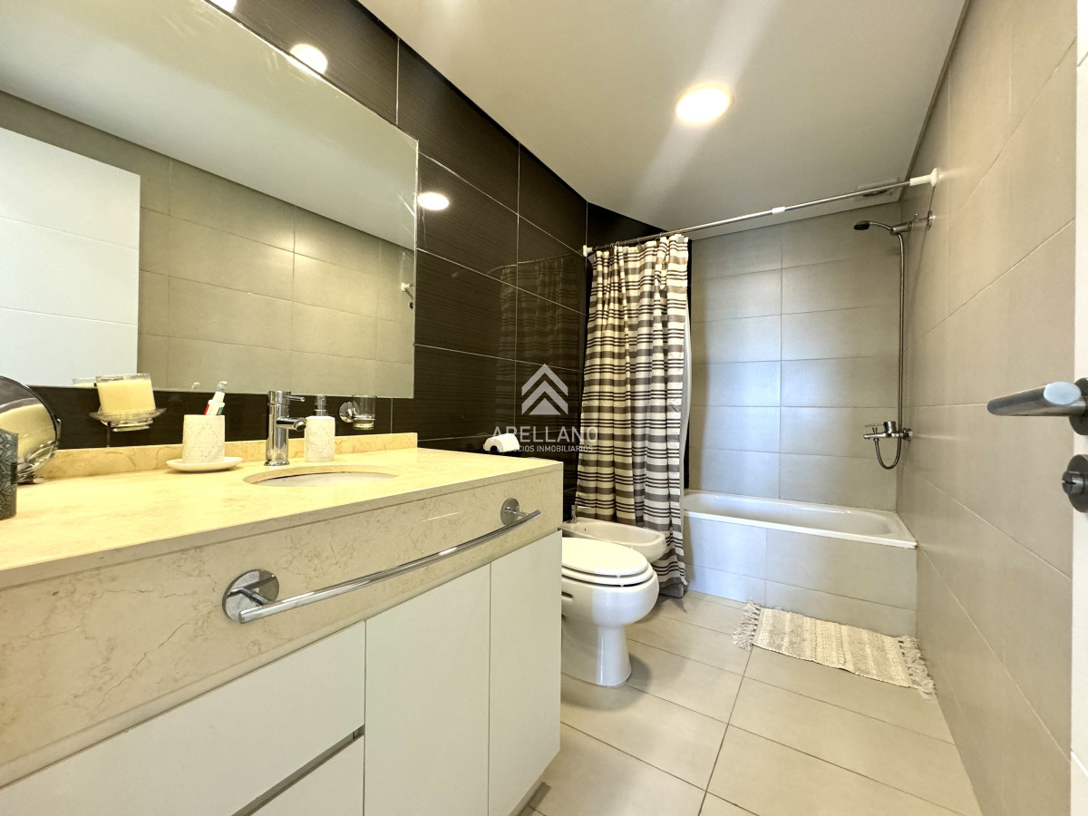 Apartamento ID.5242 - Apartamento de 2 dormitorios con vista al mar